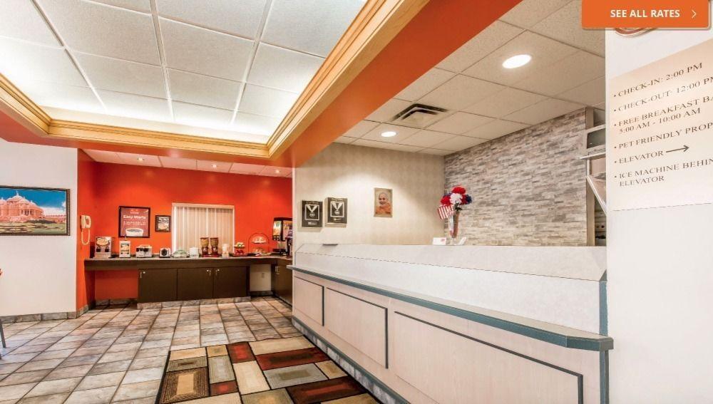 Red Roof Inn Johnstown Exterior photo