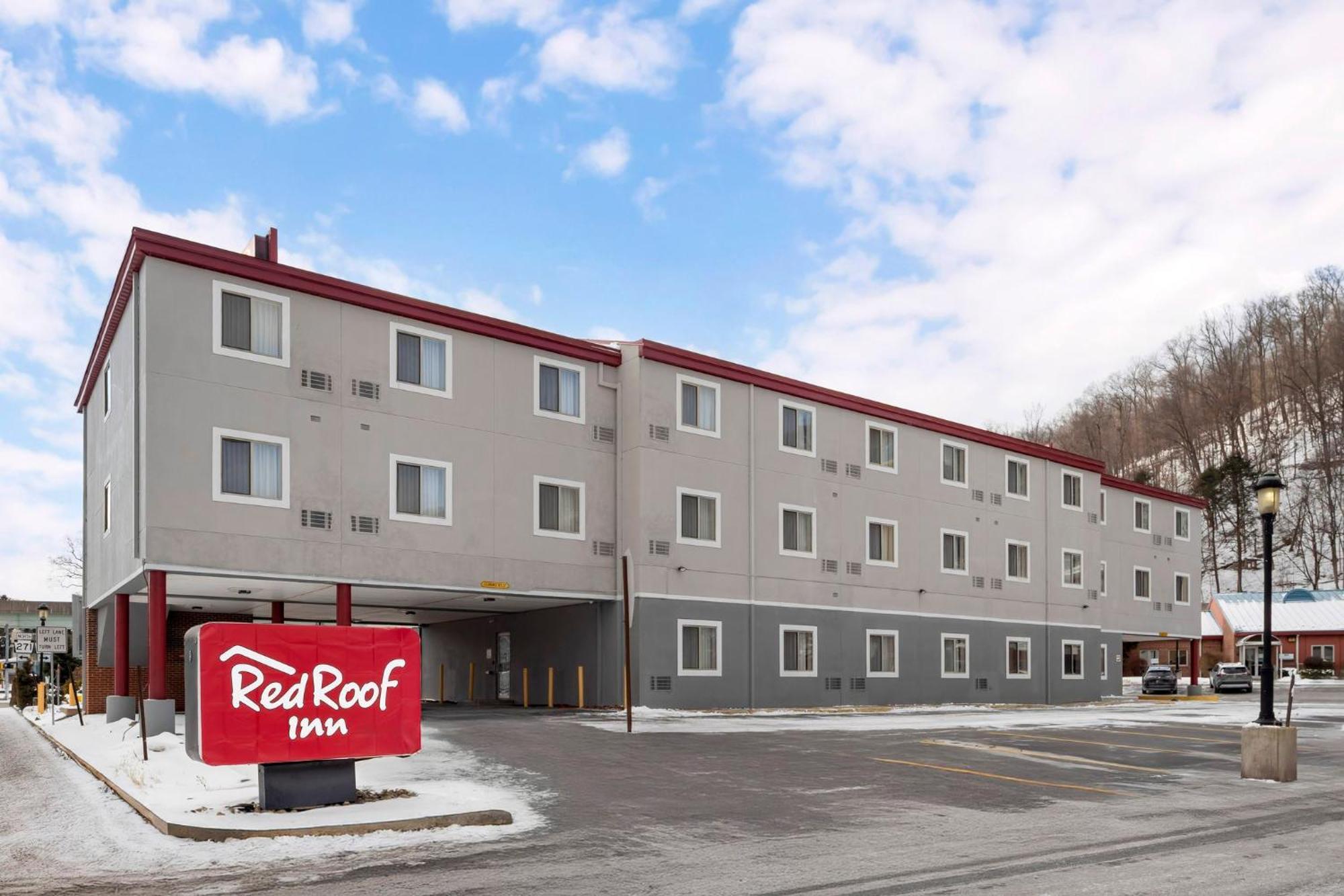 Red Roof Inn Johnstown Exterior photo